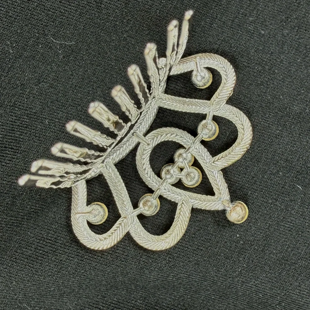 Tiara hair comb